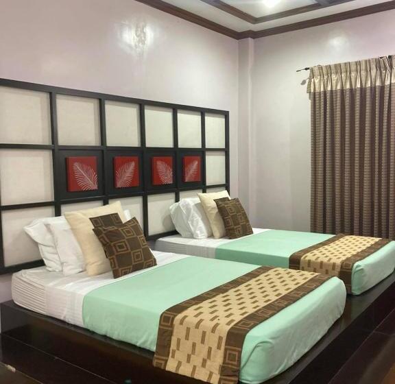 Номер Deluxe с Балконом, Kamayan Sa Palaisdaan Hotel And Resort
