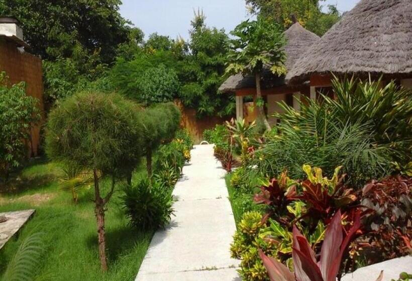 اتاق استاندارد سه نفره, Le Petit Quartier   Chez Amanthia