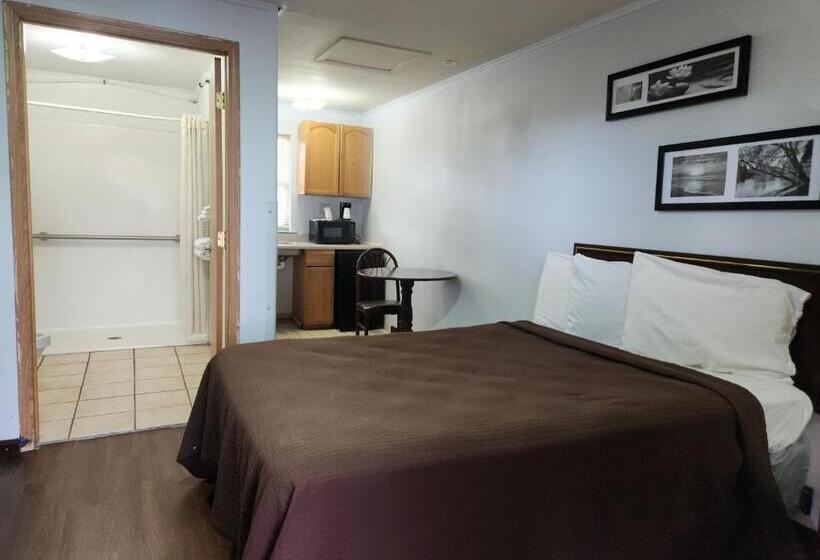 Номер Basic, Country Club Inn