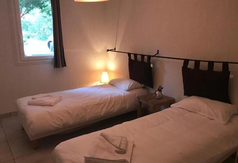 Апартаменты 1 Спальня с Террасой, Odésia Vacances Domaine Du Thronnet