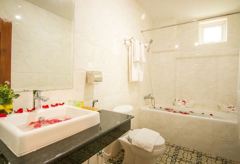 Номер Deluxe, Samnang Laor Phnom Penh