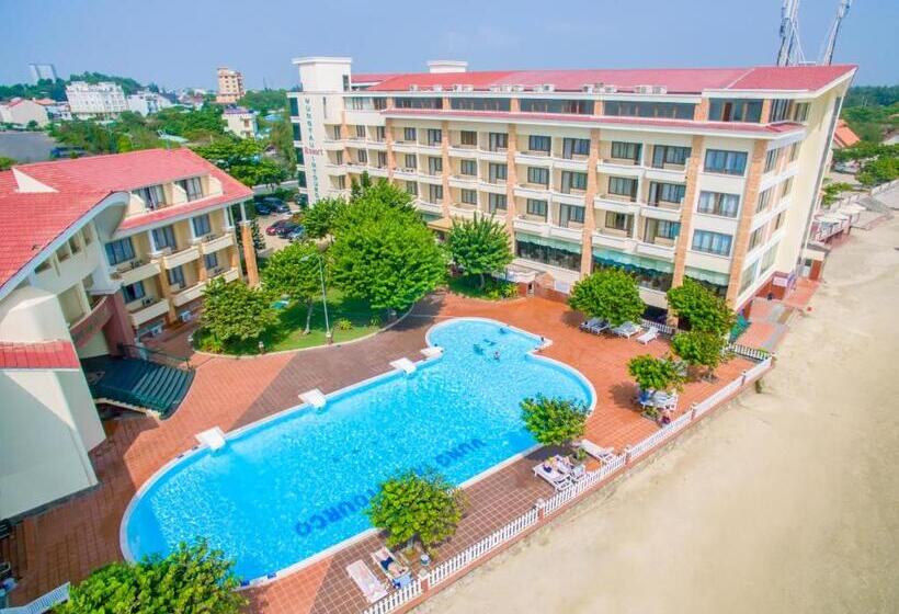 اتاق سه نفره دلوکس با چشم‌انداز دریا, Vung Tau Intourco Resort
