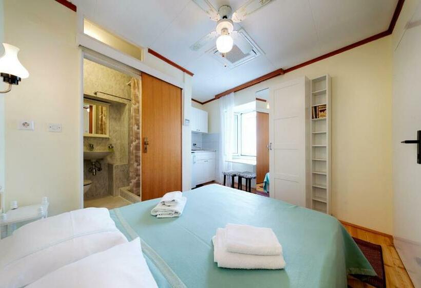 스탠다드 스튜디오, Apartments And Rooms By The Sea Komiza, Vis   2431