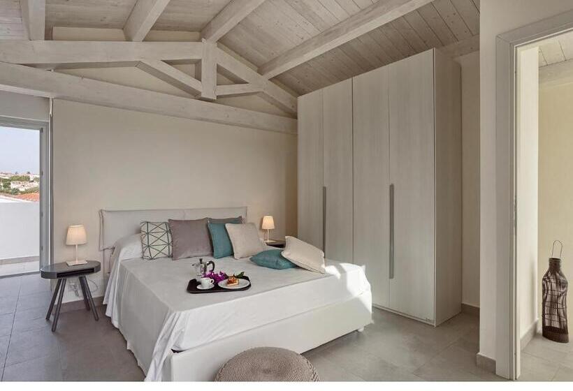 Вилла Deluxe 2 Спальни, Calasetta Residence