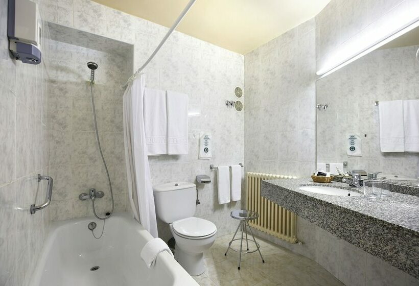 Номер Стандарт Трехместный, Club Esse Gallura