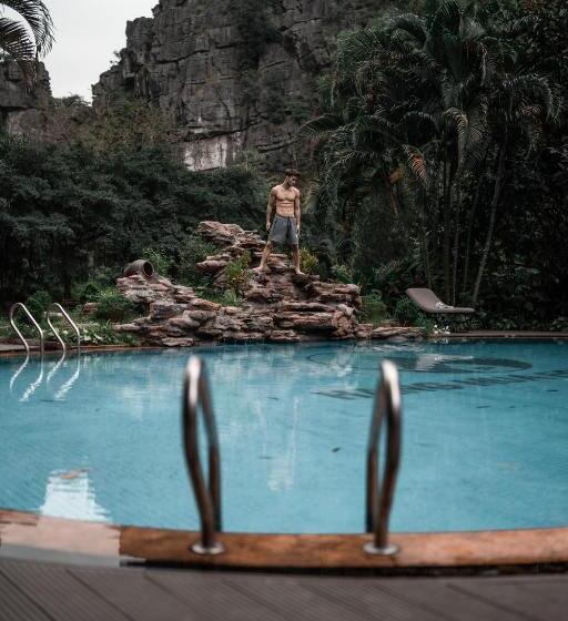 اتاق استاندارد, Mua Caves Ecolodge