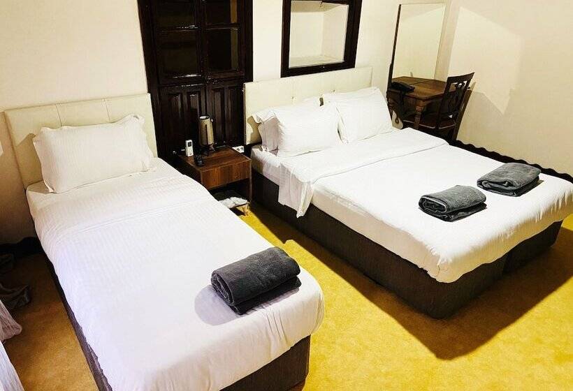 اتاق استاندارد سه نفره, Dostlar Konagi Butik Otel