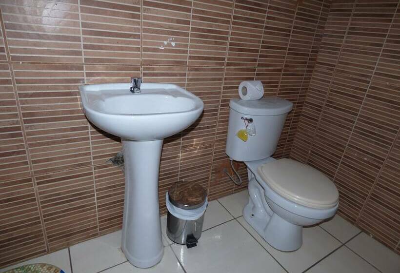 חדר סטנדרט יחיד עם מרפסת, Peruvian Hostal