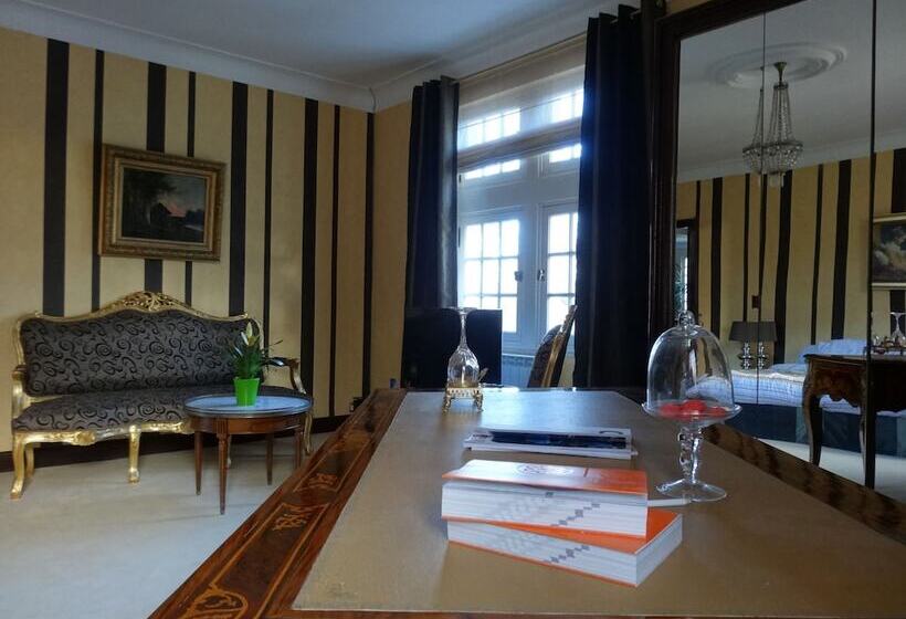 سوییت جونیور, Hostellerie Les Gorges De L Aveyron