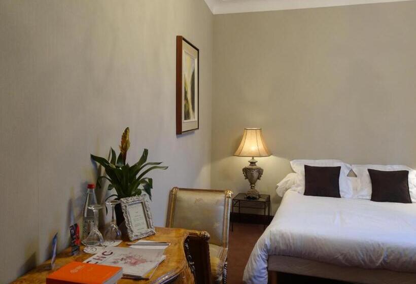اتاق استاندارد, Hostellerie Les Gorges De L Aveyron