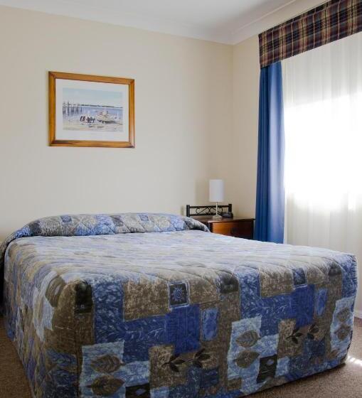 Апартаменты 3 Спальни, Baybrook Motor Inn