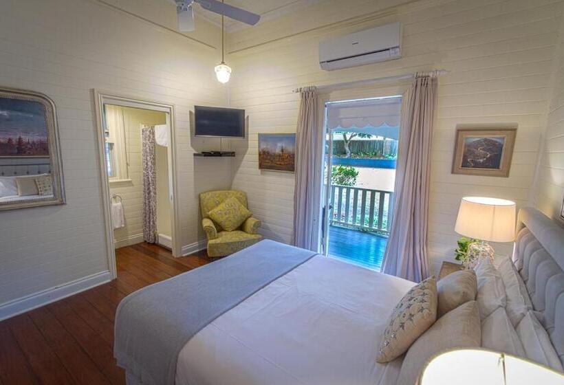 스위트, Bangalow Guesthouse