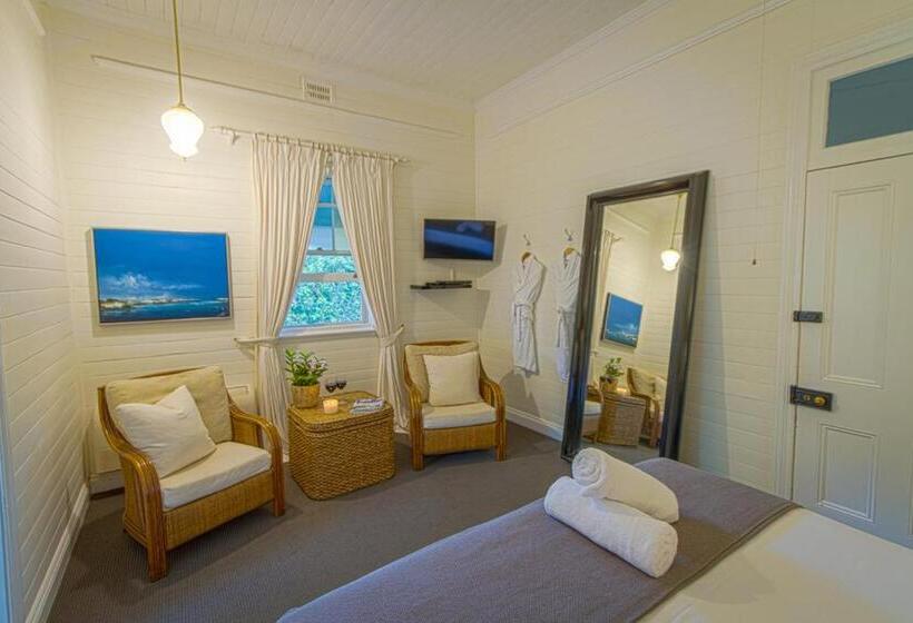스위트, Bangalow Guesthouse