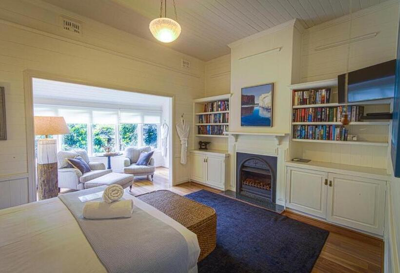 스위트, Bangalow Guesthouse