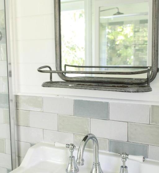 스위트, Bangalow Guesthouse