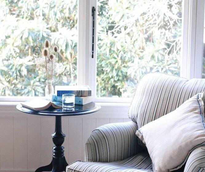 스위트, Bangalow Guesthouse