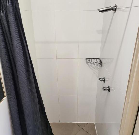 Номер Стандарт, Central Motel Mooloolaba