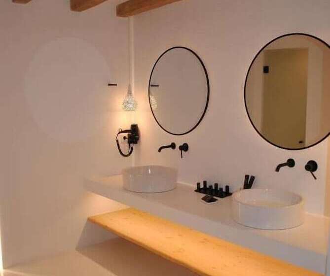 Suite with Pool, Akkadian Lgbt Boutique