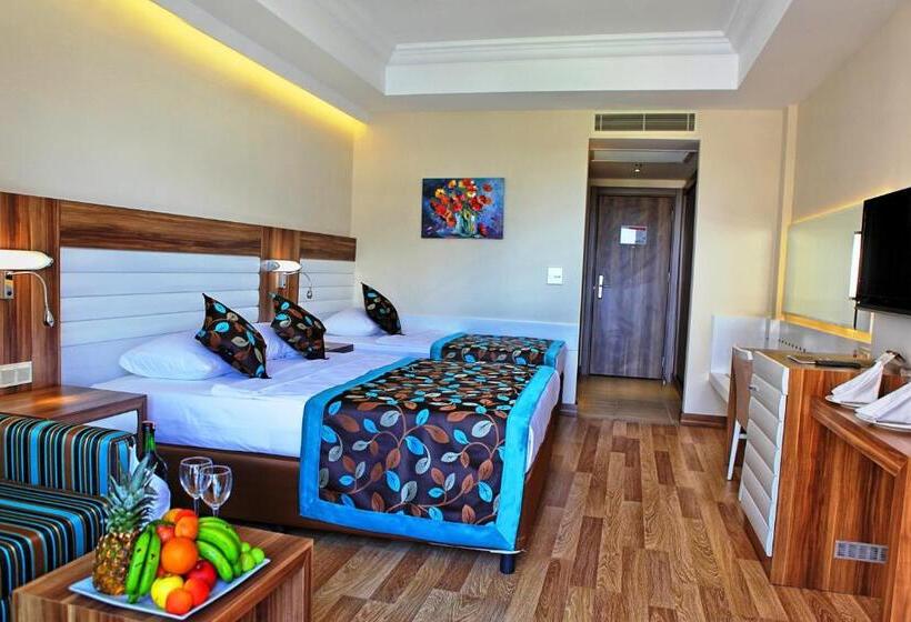 Номер Стандарт Трехместный, Dizalya Palm Garden   All Inclusive