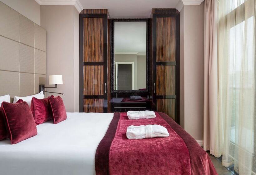 سوئیت پریمیوم 2 خوابه, Mercure Moscow Paveletskaya