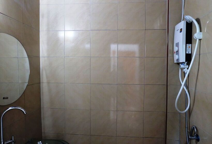 Номер Стандарт, Miss Hong House