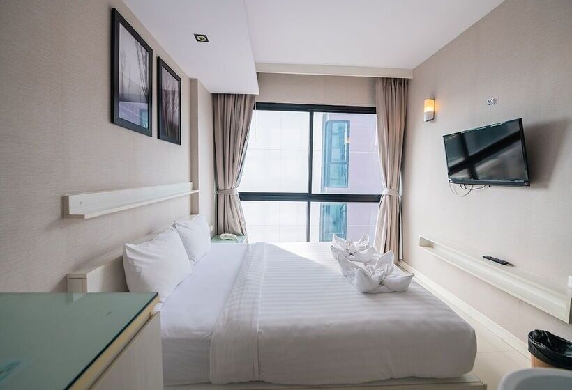 Номер Стандарт, Serenotel Pattaya