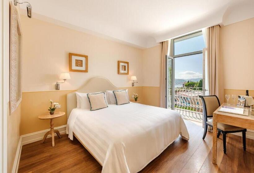 Номер Престиж, Grand Hotel Bristol Spa Resort, By R Collection Hotels