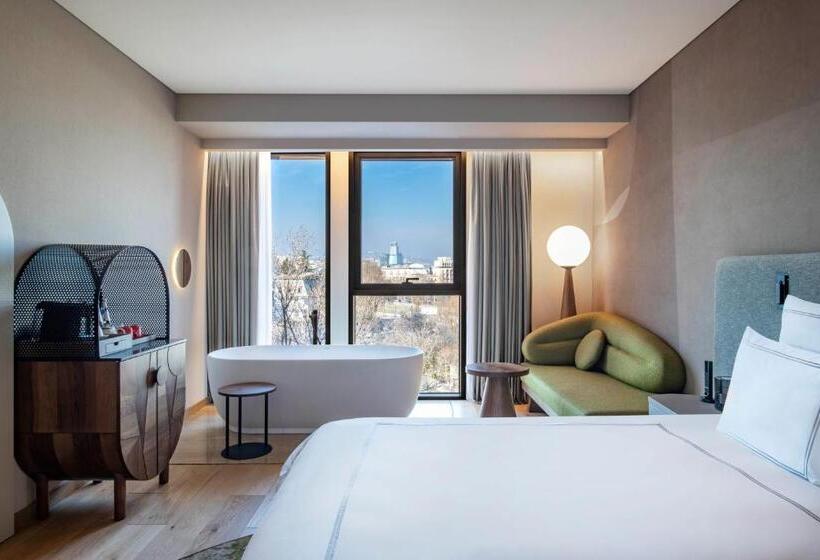 스탠다드 룸, Swissôtel Tbilisi