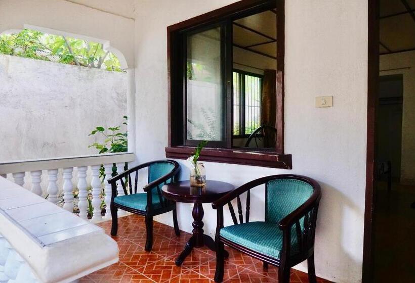 بانگلوی لوکس, Flower Garden Resort