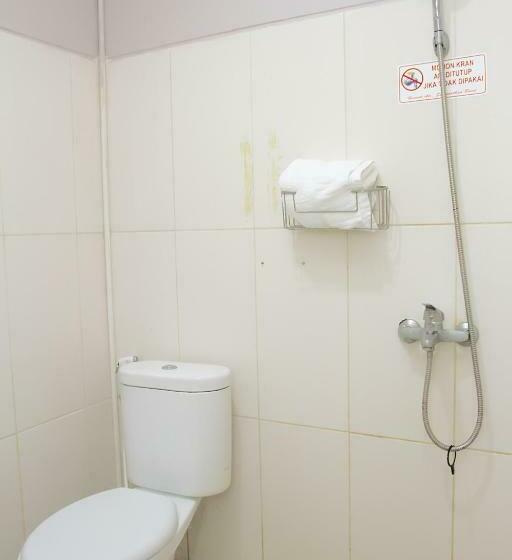 Номер Стандарт, Reddoorz Plus At Pelita Guest House Balikpapan