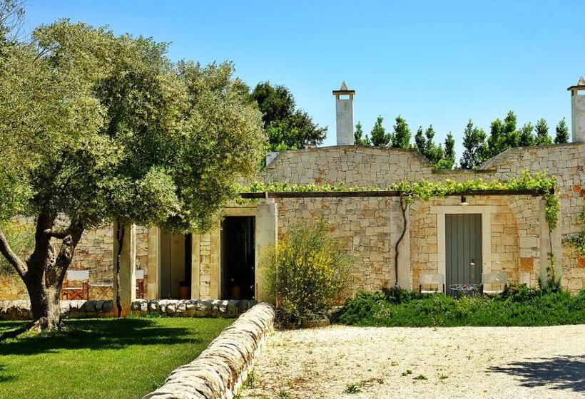Полулюкс Повышенной Комфортности, Masseria Trulli E Vigne