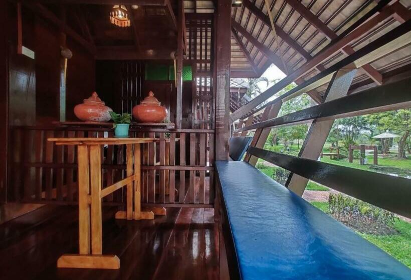 Номер Deluxe, Nan Bluesky Resort And Spa