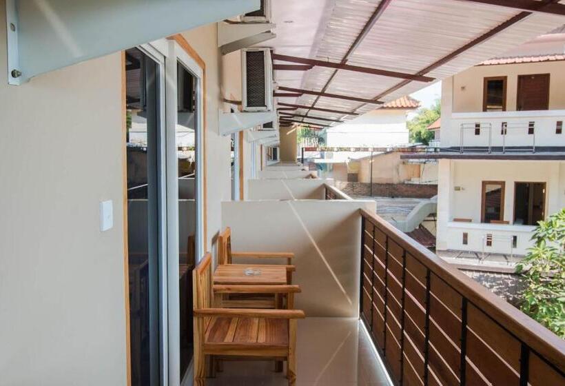 Номер Deluxe, Central Inn Senggigi
