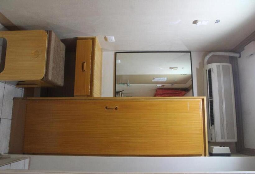 이코노미 룸, Elegant Circle Inn