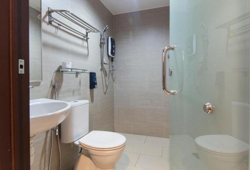 Президентский Люкс, Signature Hotel Puchong By Easy Nap