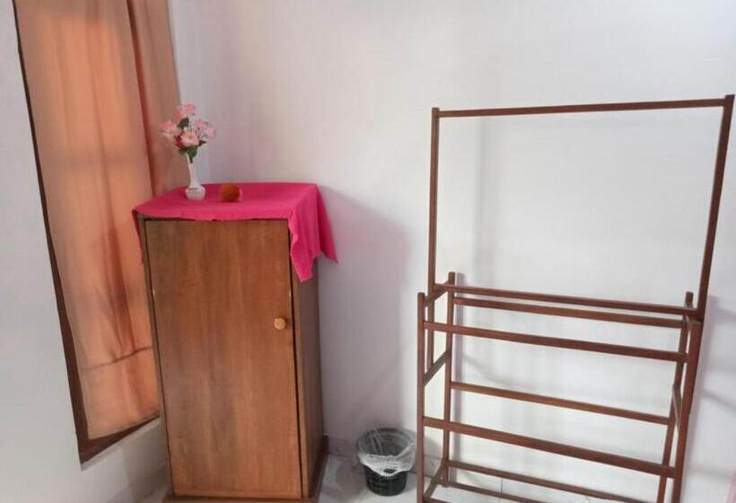 Номер Стандарт Вид на Сад, Myro Cottage