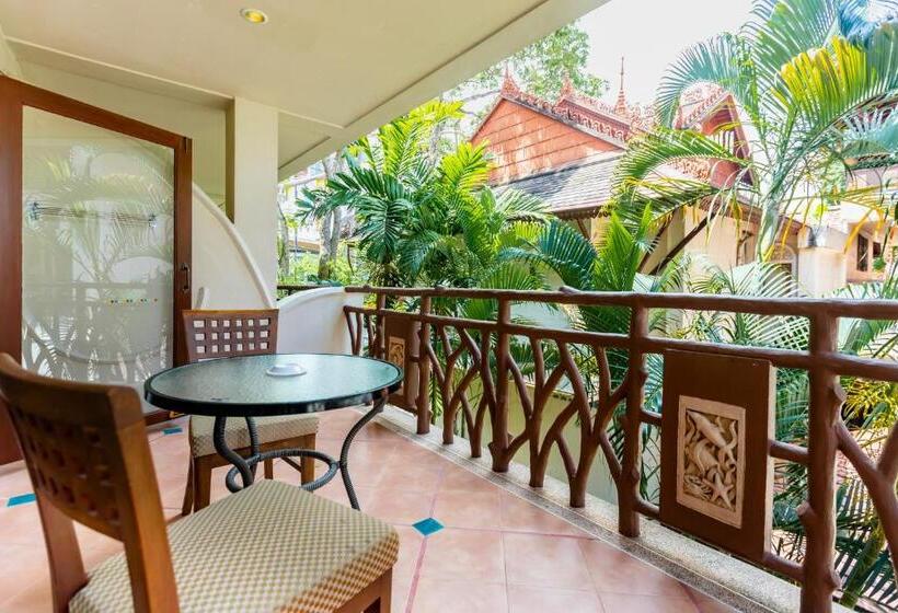 Трехместный Номер Стандарт с Балконом, Ao Nang Bay Resort