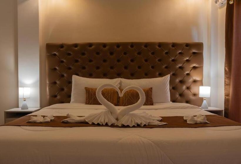 اتاق استاندارد سه تخته با چشم‌انداز استخر, The Mayana Resort