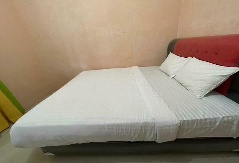 Номер Deluxe, Oyo 92464 Efniati Homestay Syariah