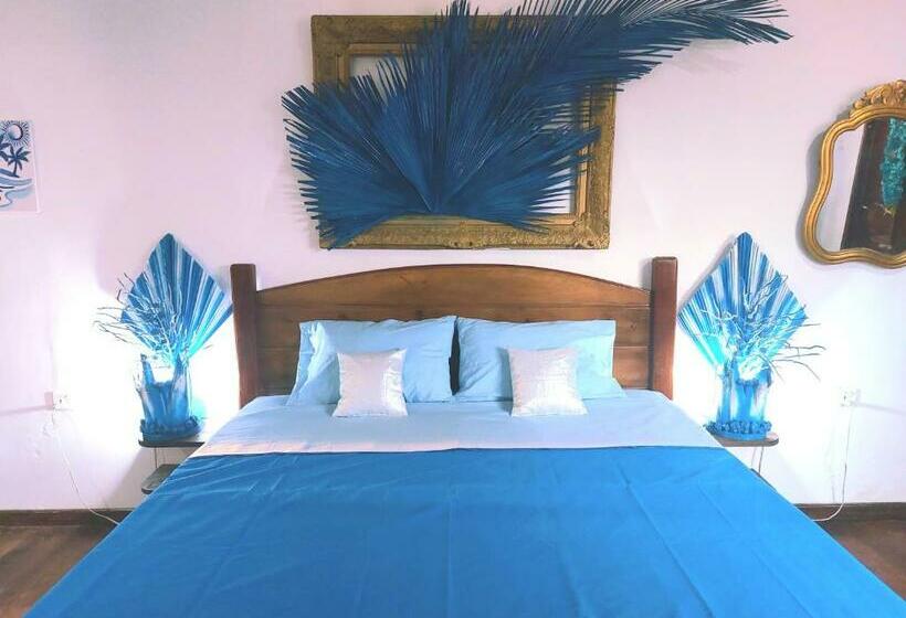 اتاق لوکس, Blue Palm Resort Ghana