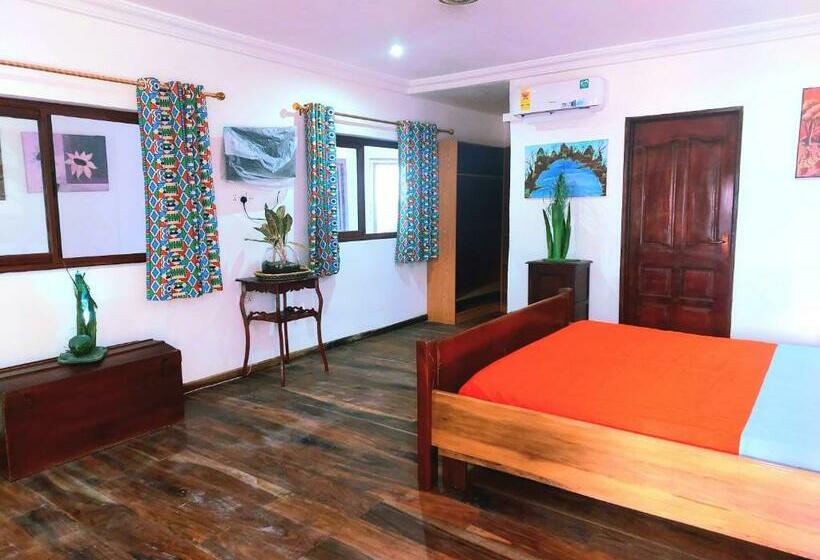 اتاق لوکس, Blue Palm Resort Ghana