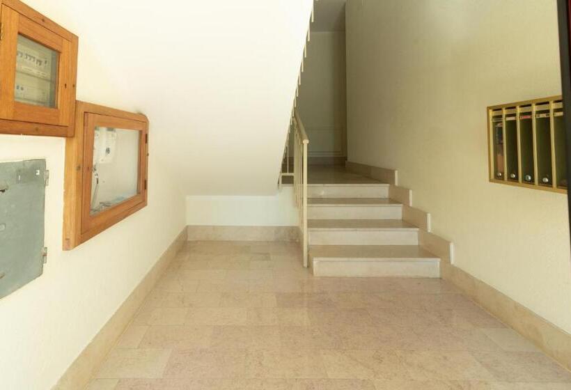 آپارتمان 1 خوابه با تراس, Appartamenti Craulo