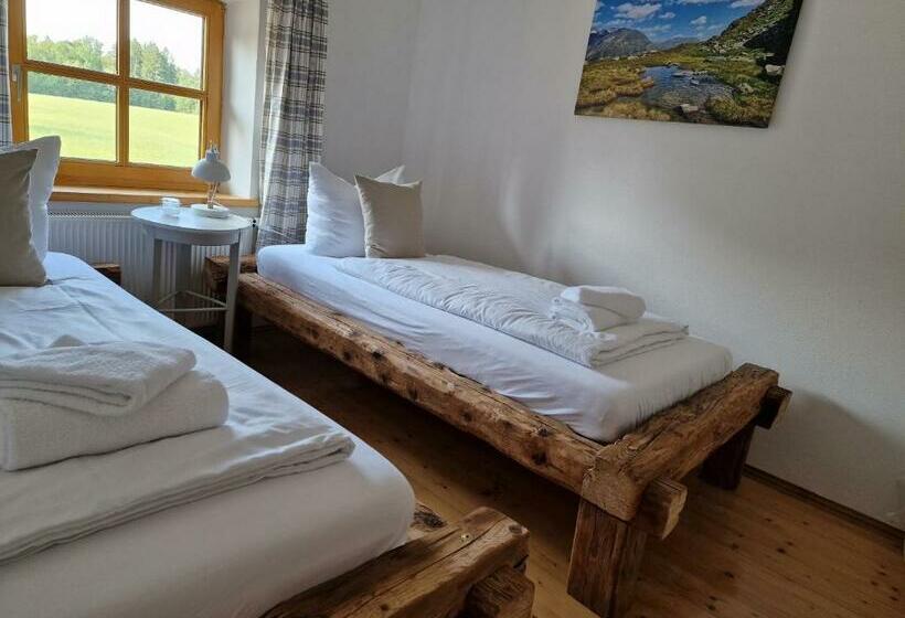 Номер Стандарт Вид на Горы, Seeberghof