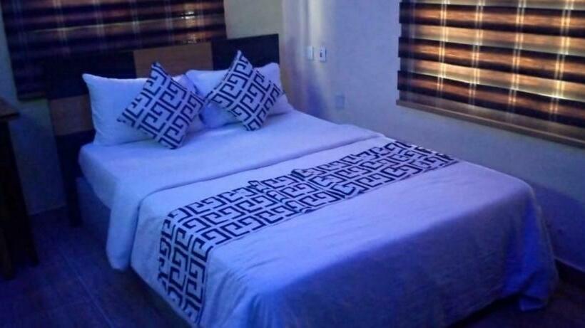 اتاق لوکس یک تخته, Mt Deluxe