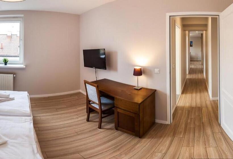 آپارتمان سوپریور 1 خوابه, Emaus Apartments