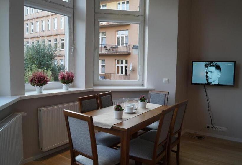 آپارتمان سوپریور 1 خوابه, Emaus Apartments