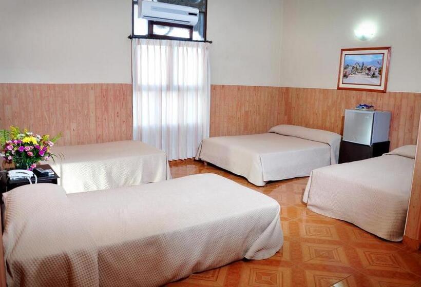 اتاق استاندارد سه نفره, Bahia Blanca