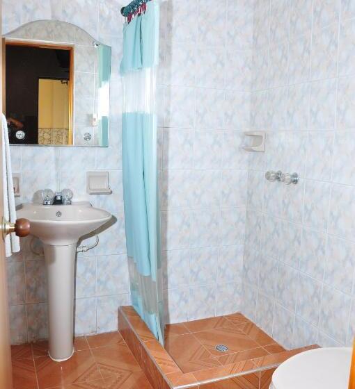 اتاق استاندارد سه نفره, Bahia Blanca