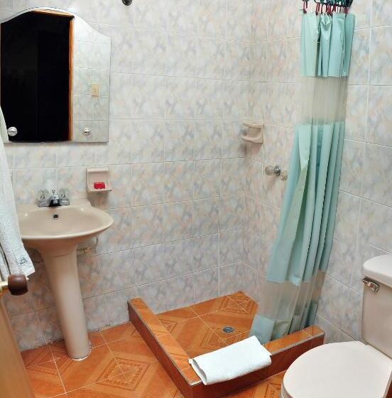 اتاق استاندارد سه نفره, Bahia Blanca