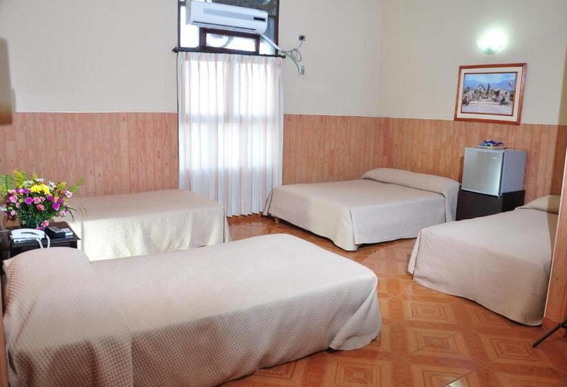 اتاق استاندارد چهار تخته, Bahia Blanca